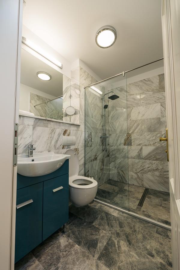 Yellowboot Aparthotel シビウ エクステリア 写真